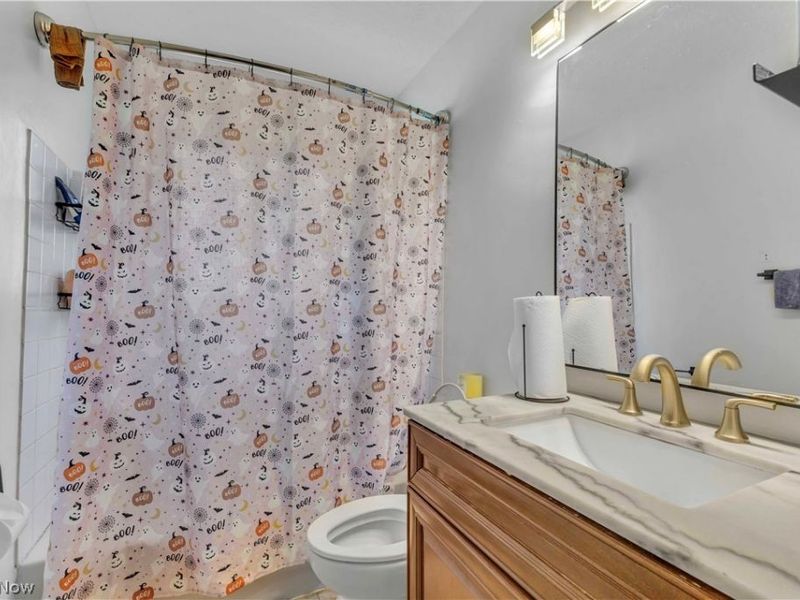 24611 Ridgeline Drive, Bedford Heights, OH 44146 Photo 13