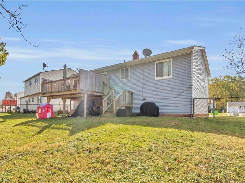 24611 Ridgeline Drive, Bedford Heights, OH 44146 Photo 24