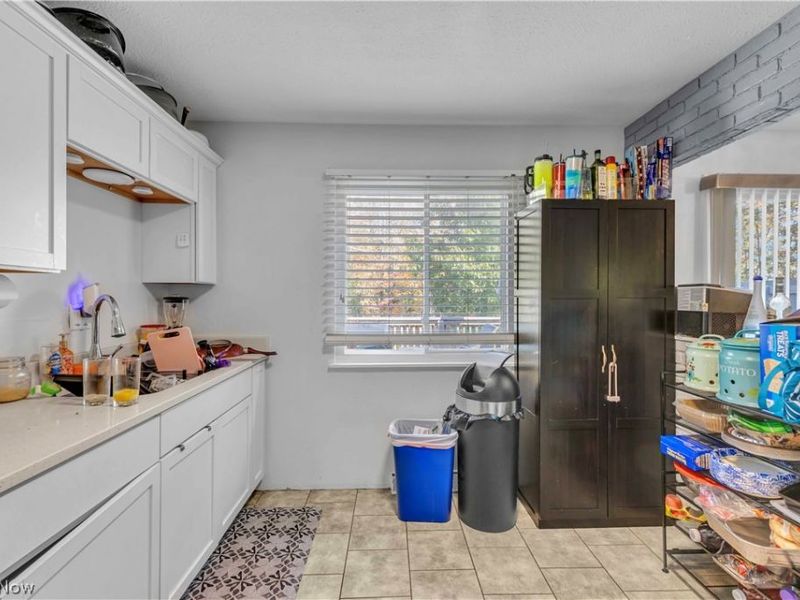 24611 Ridgeline Drive, Bedford Heights, OH 44146 Photo 8