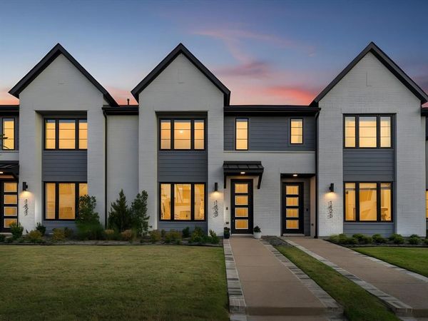 1423 Silver Marten Trail , Arlington, TX 76005