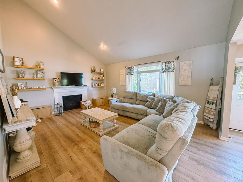 7169 Ruwes Oak Drive, Green Township, OH 45248 Photo 19