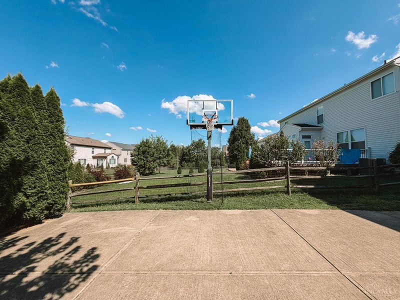 7169 Ruwes Oak Drive, Green Township, OH 45248 Photo 44