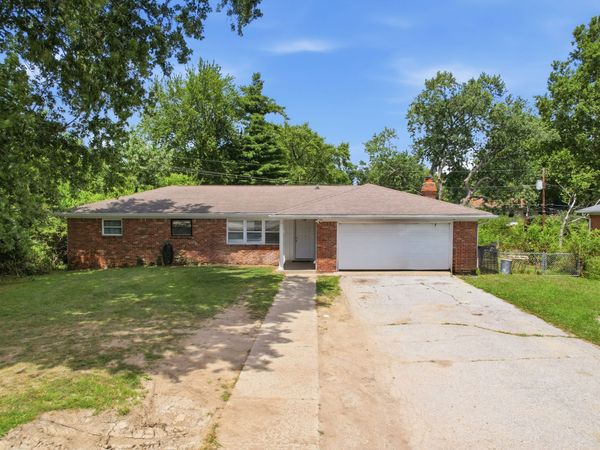 6932 W 10th Street, Indianapolis, IN 46214