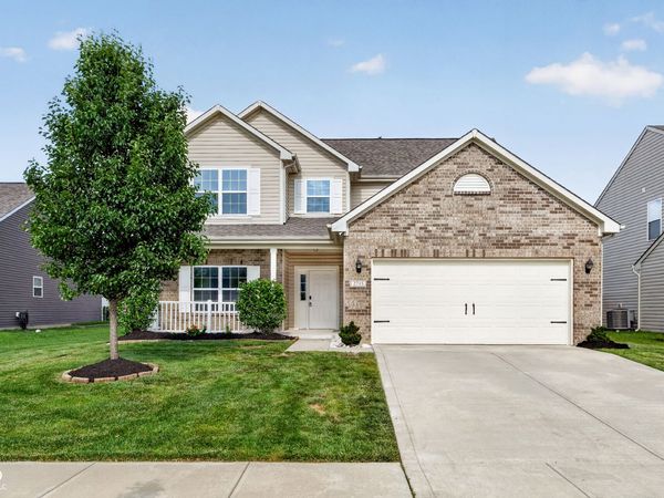 2715 Cabin Hill Road, Indianapolis, IN 46229