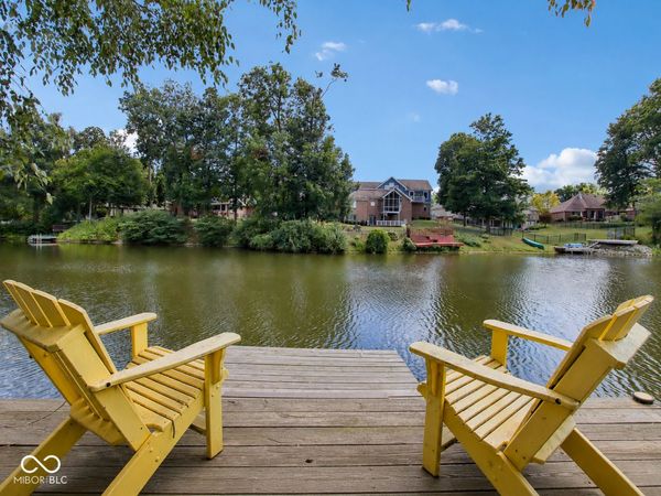 6635 E Ridgeview Court, Mooresville, IN 46158