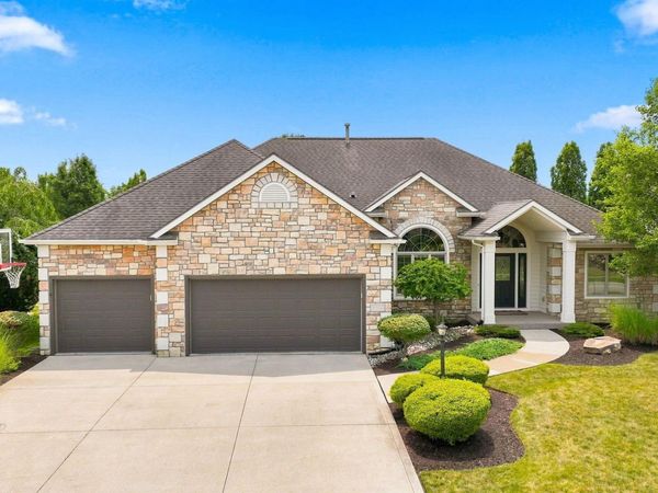 5112 Chablis Court, Fort Wayne, IN 46845