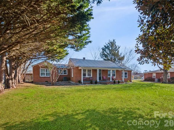 303 Island Ford Road , Maiden, NC 28650