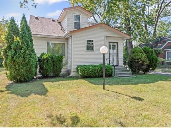 35511 Beverly Road , Romulus, MI 48174