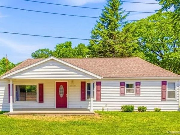 48444 Ellen Street , Van Buren Twp, MI 48111