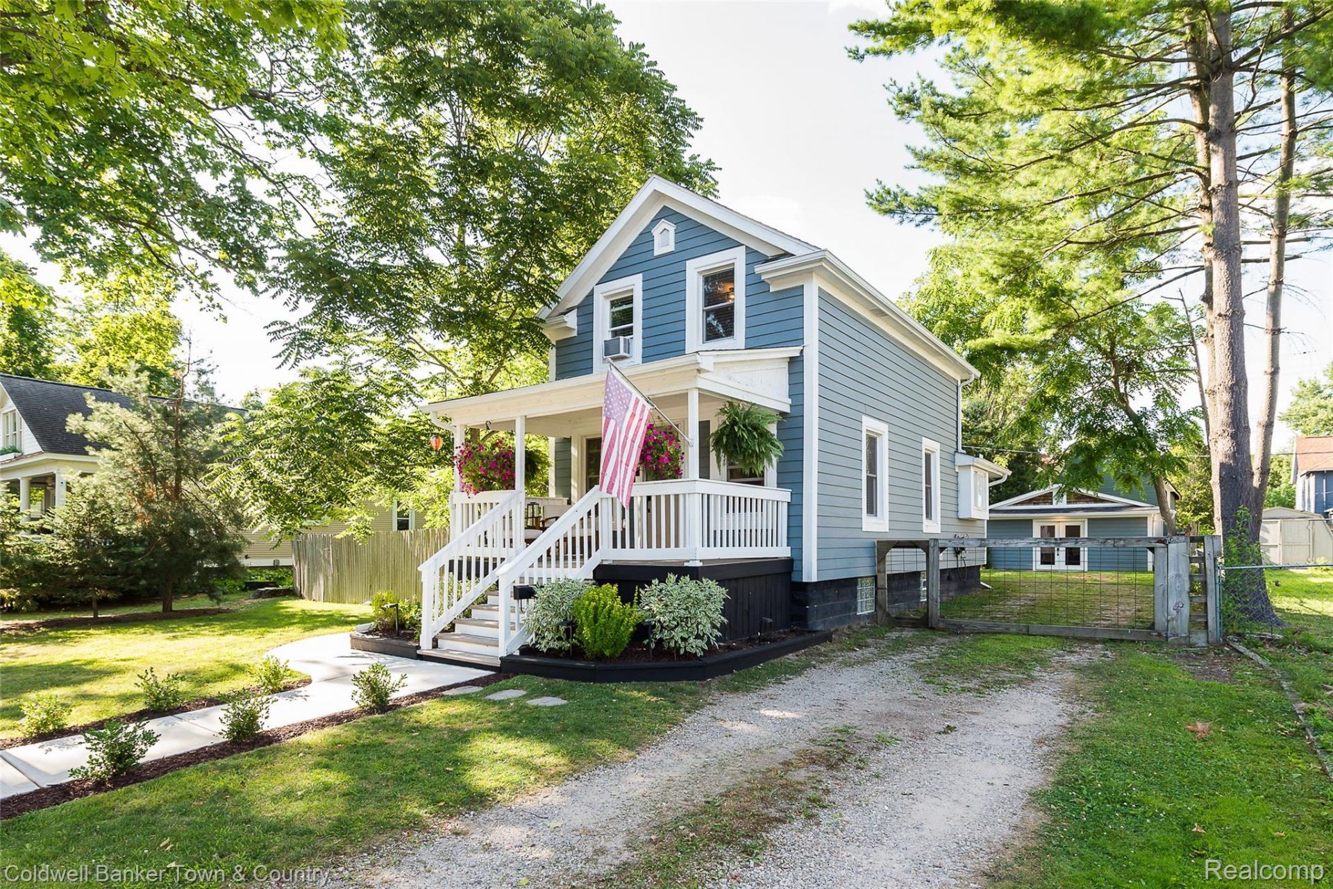 416 W Washington Street, Howell, Mi 48843 Main Photo