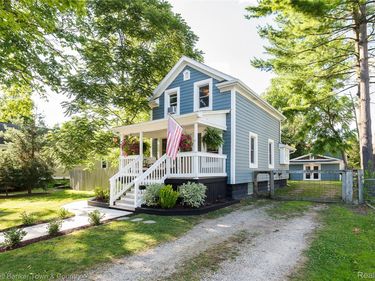 416 W Washington Street, Howell, Mi 48843