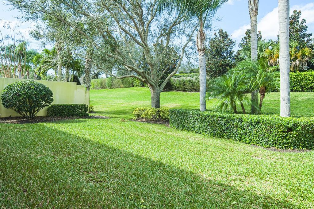5189 Eleuthra Circle, Vero Beach, FL 32967 Photo