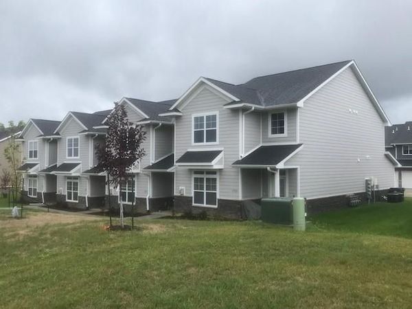 4705 Herbert Hoover Hwy, Iowa City, IA 52240