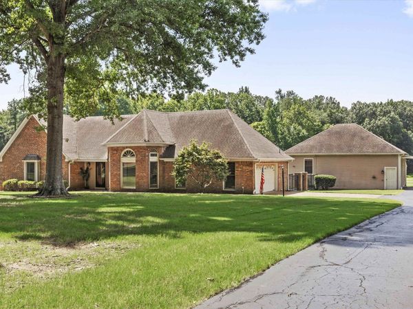 8751 BAYLOR RD, Bartlett, TN 38002