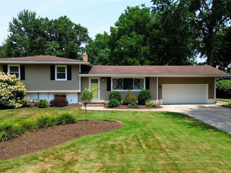 1031 Cessna Drive, Macedonia, OH 44056 Photo 3