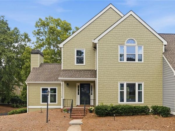 8 Vernon Glen Court, Sandy Springs, GA 30338