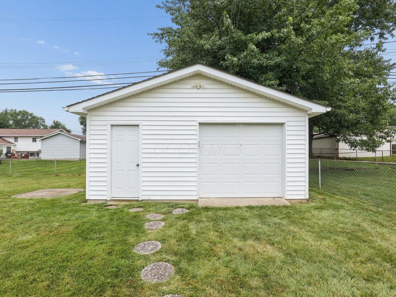 6480 Carriage Lane, Reynoldsburg, OH 43068 Photo 34