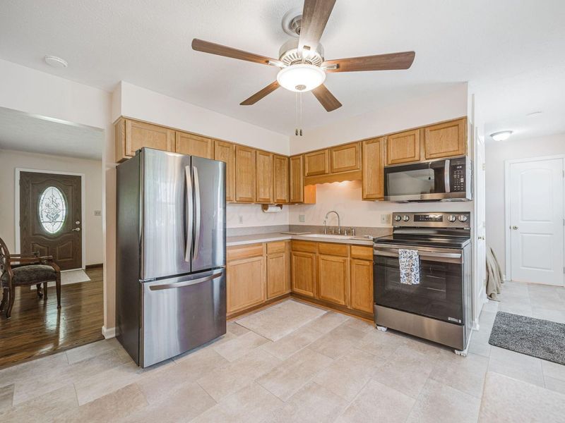 2438 Warrensburg Road, Delaware, OH 43015 Photo 17