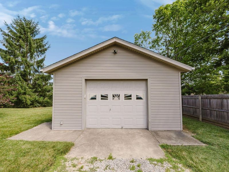 2438 Warrensburg Road, Delaware, OH 43015 Photo 31