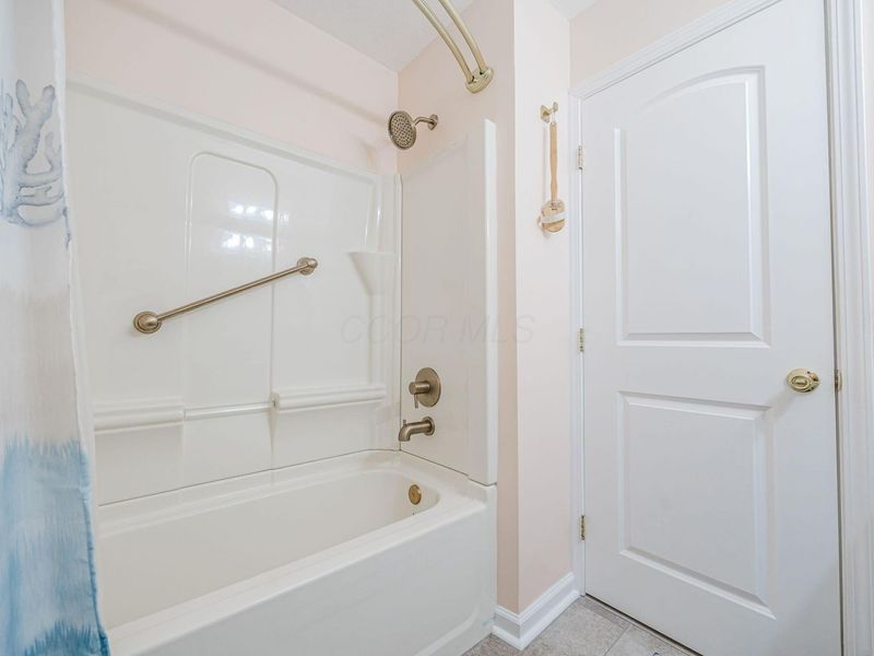 2438 Warrensburg Road, Delaware, OH 43015 Photo 7
