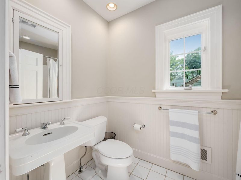 210 Stanbery Avenue, Bexley, OH 43209 Photo 44