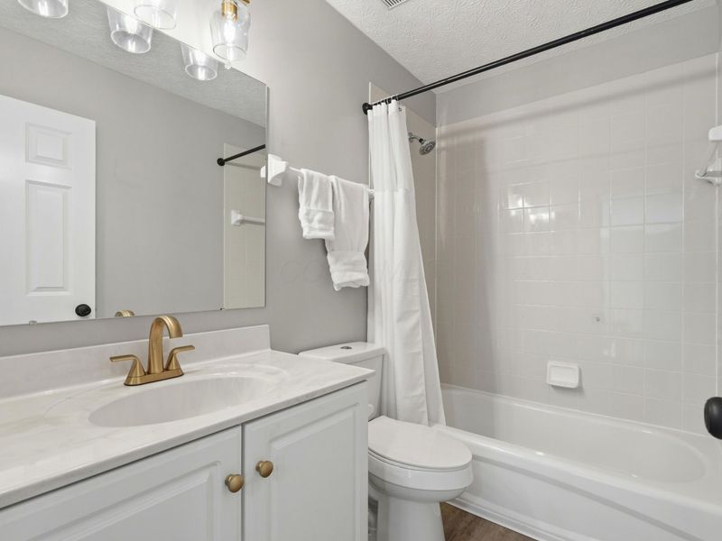 5882 Nash Avenue , Westerville, OH 43081 Photo 32