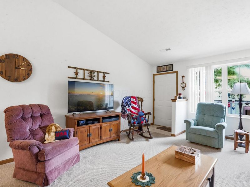 1238 Hunters Walk , Ashland, OH 44805 Photo 6