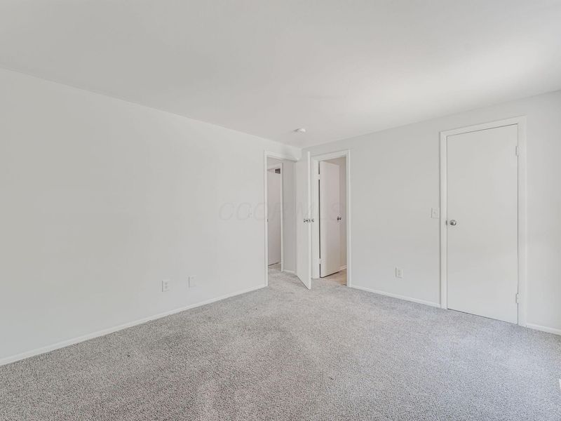 1014 Galliton Court, Unit F, Columbus, OH 43220 Photo 27