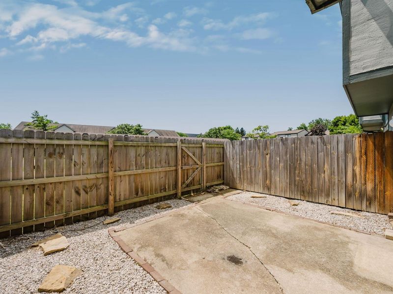 1014 Galliton Court, Unit F, Columbus, OH 43220 Photo 33