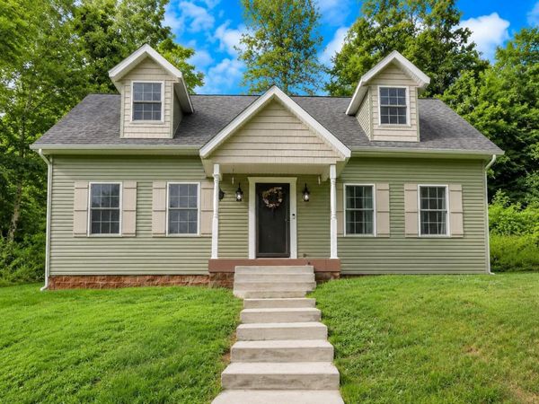 11556 Maysville-Williams Road , Logan, OH 43138