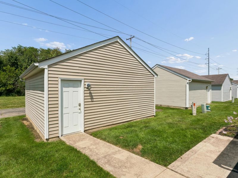5956 Signature Drive, Galloway, OH 43119 Photo 27