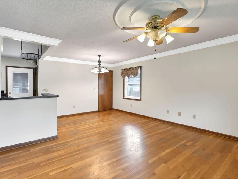 837 Demorest Road , Columbus, OH 43204 Photo 5