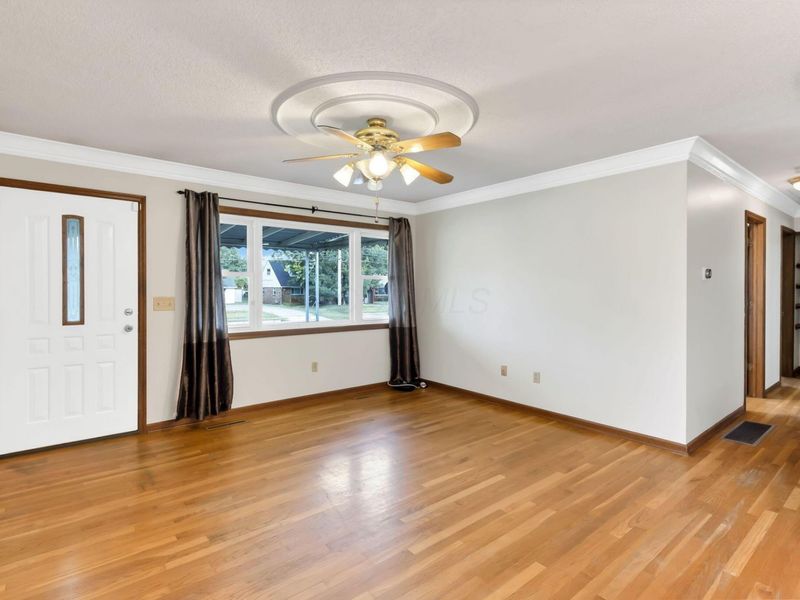 837 Demorest Road , Columbus, OH 43204 Photo 6