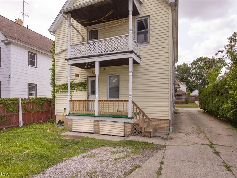 3318 Montclair Avenue, Cleveland, OH 44109 Photo 3