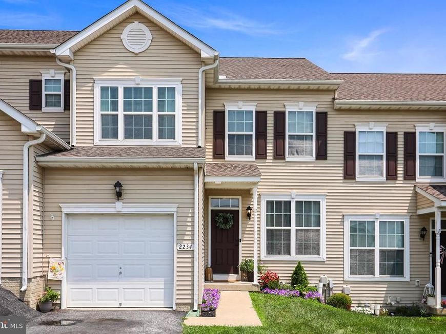 2234 Live Oak Lane, Unit 2234, York, PA 17406 Main Photo