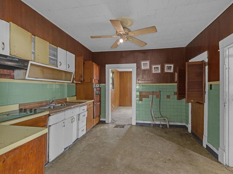 116 Clarendon Avenue, Columbus, OH 43223 Photo 7