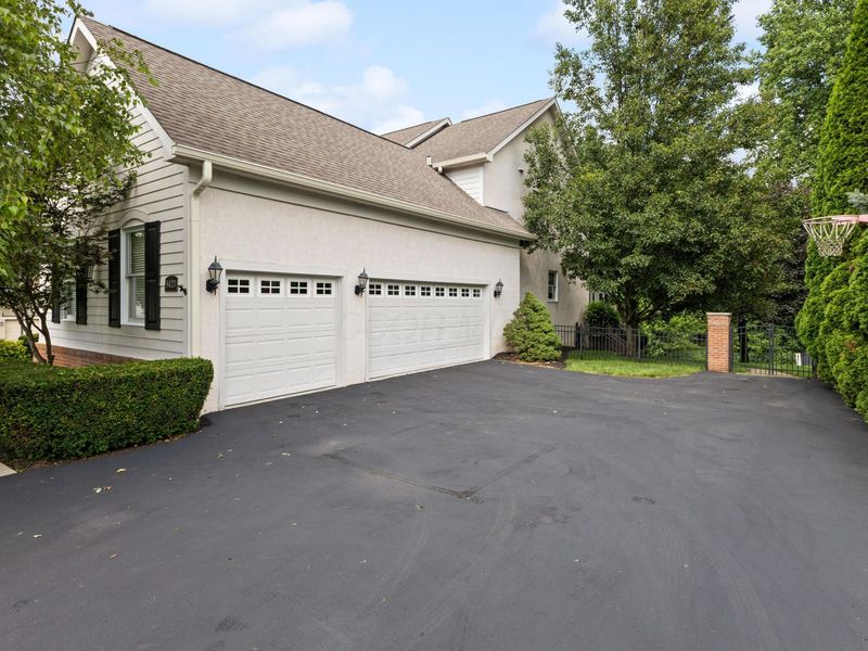 8423 Daventry Court, Powell, OH 43065 Photo 7