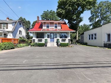 93 Lake Street , Hamburg, NY 14075