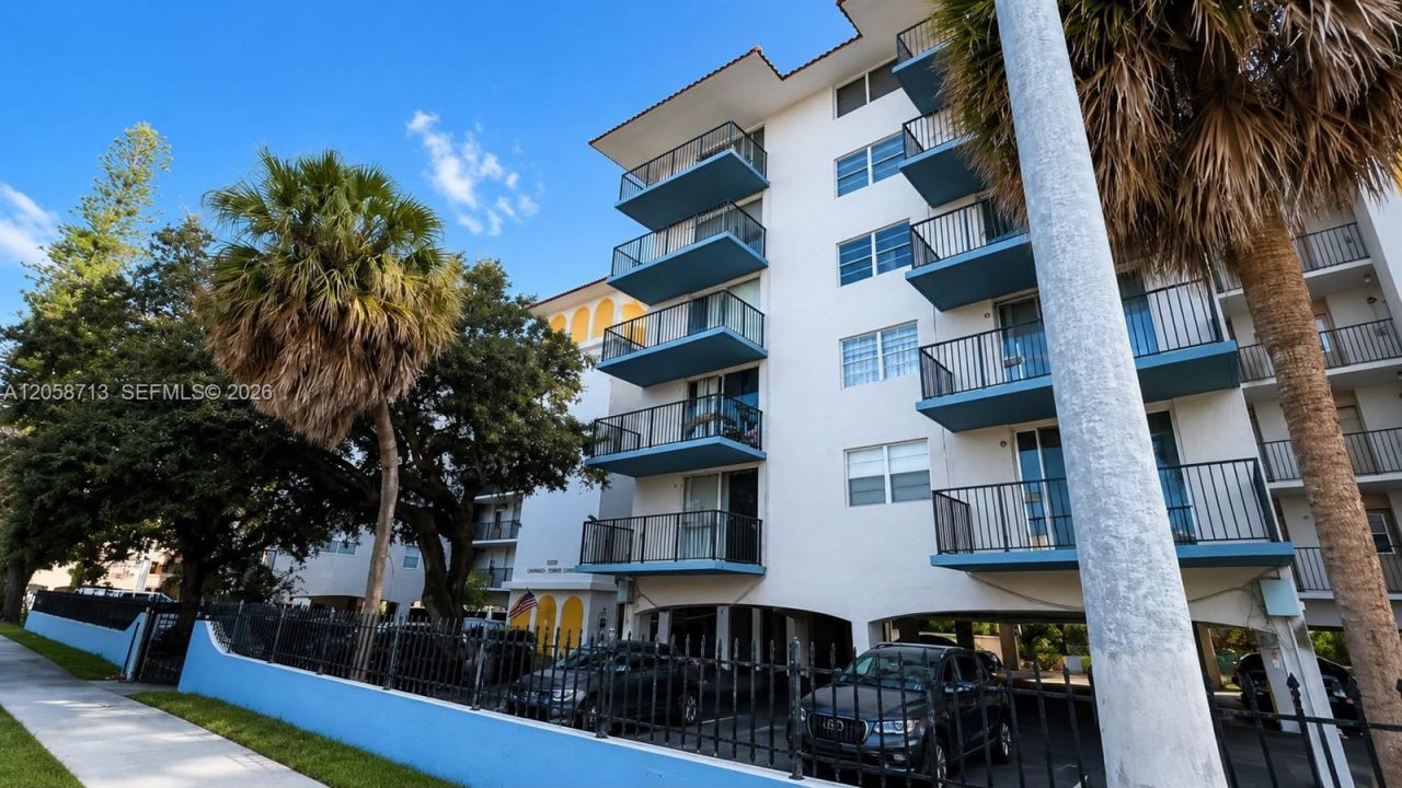 12590 NE 16th Ave, Unit 605, North Miami, FL 33161 Photo