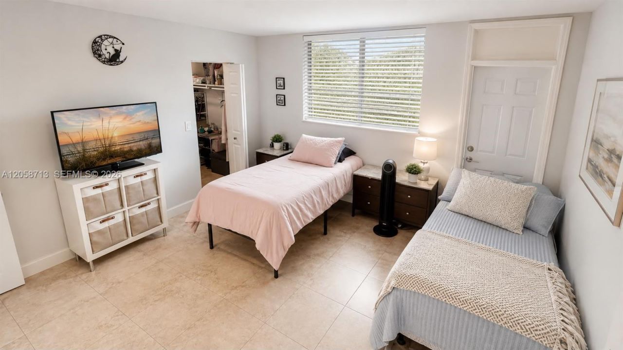12590 NE 16th Ave, Unit 605, North Miami, FL 33161 Photo