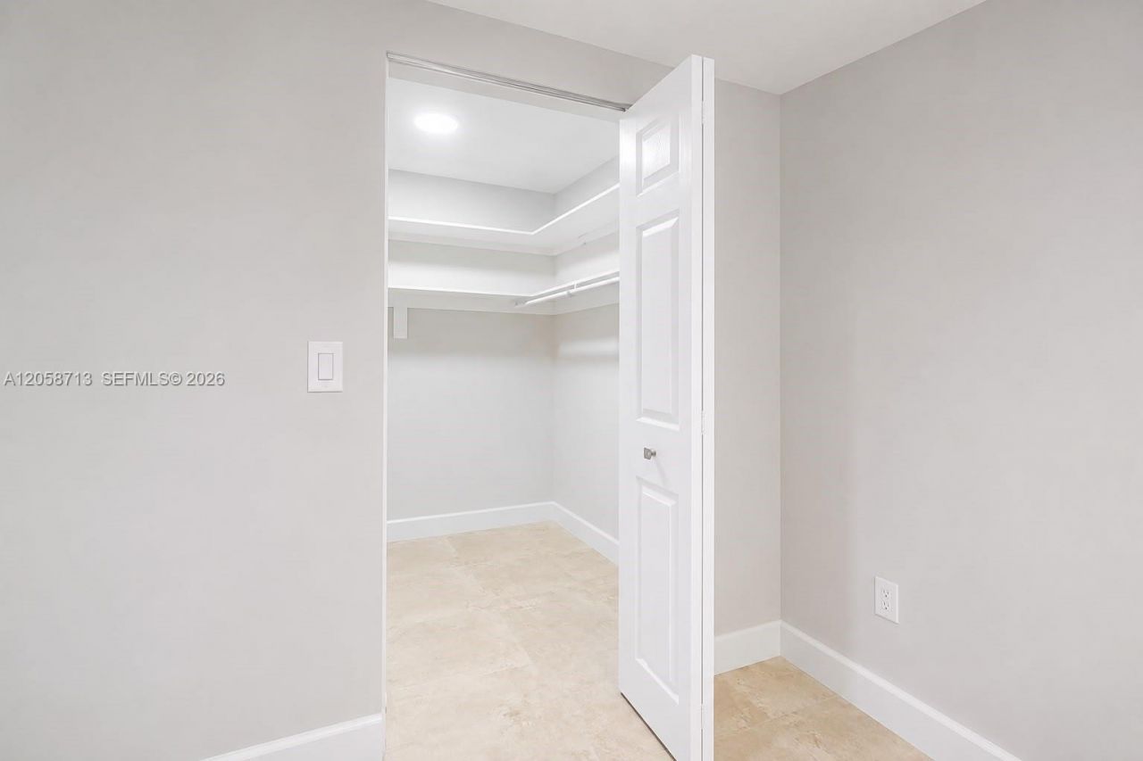12590 NE 16th Ave, Unit 605, North Miami, FL 33161 Photo