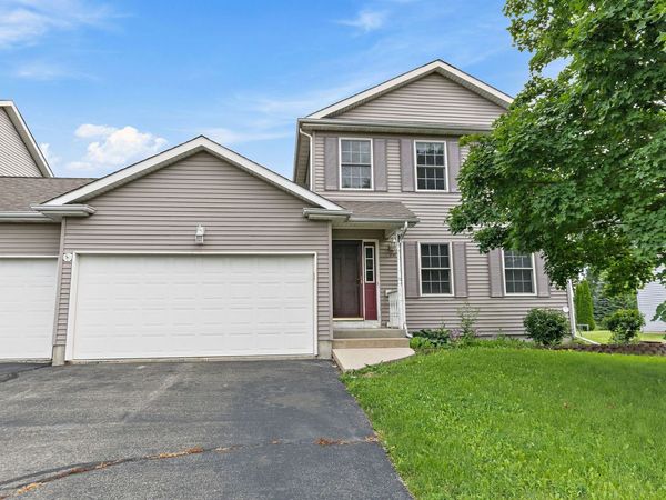 1541 Moluf Street , DeKalb, IL 60115