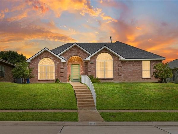 1513 Knob Hill Drive, Garland, TX 75043