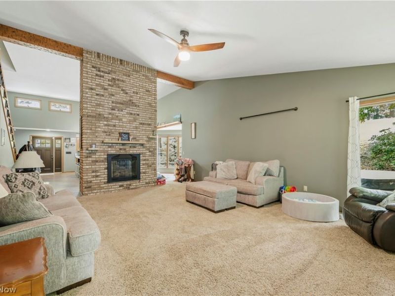 2402 Woodlawn, Dover, OH 44622 Photo 13