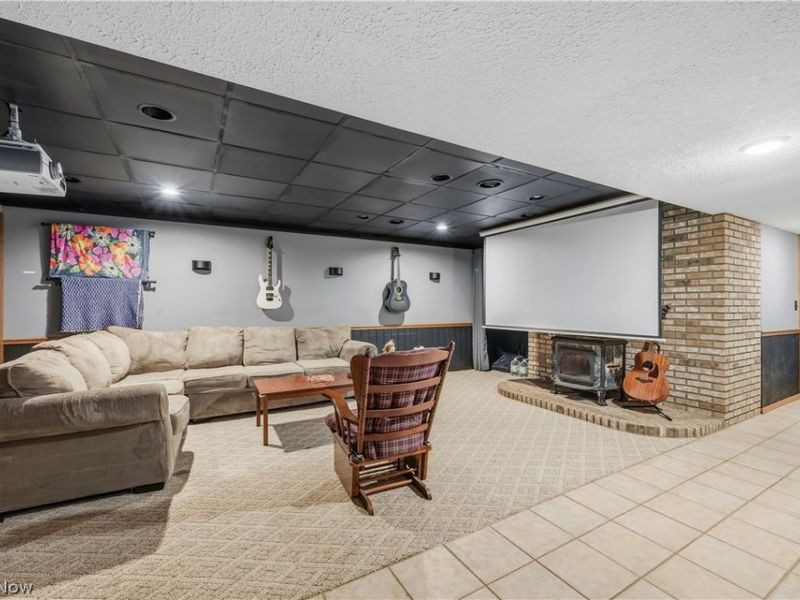 2402 Woodlawn, Dover, OH 44622 Photo 29