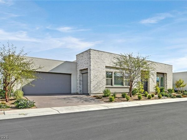 472 Sand Dune Arch Street, Las Vegas, NV 89138
