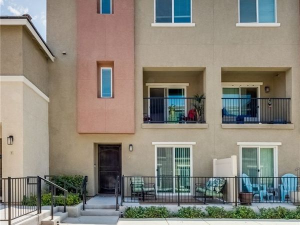 2842 Azure Breeze Lane, Unit 2, Las Vegas, NV 89183