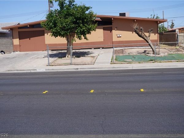 2212 Revere Street , North Las Vegas, NV 89030