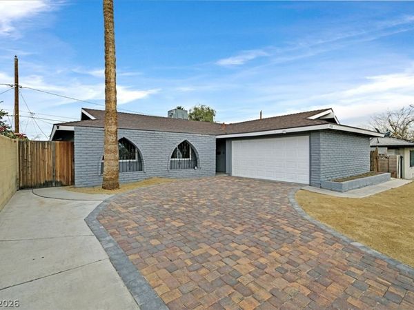 4516 E Flamingo Road , Las Vegas, NV 89121