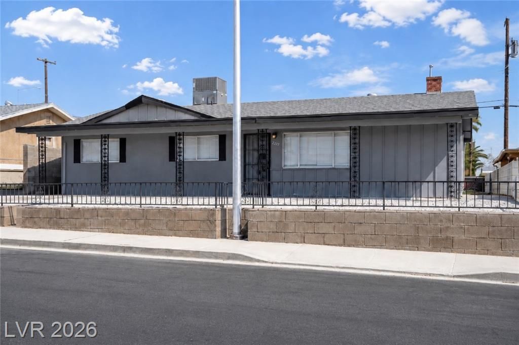 2217 Constantine Avenue, Las Vegas, NV 89101 Main Photo